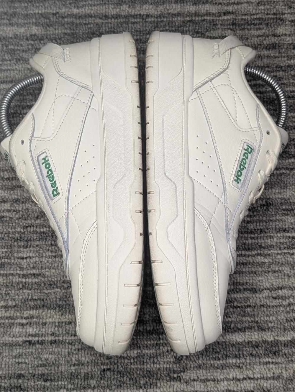 Reebok Tech Geo Women's Leather Casual Sneakers in Size 9 - Picture 4 of 9